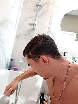 Snapshot of GoodGG chatting on November 1, 2025, 1:13 pm GoodGG online show from November 1, 2025, 1:13 pm