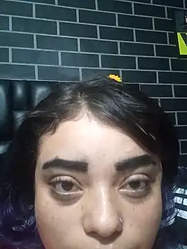 ChloeAllennn online show from September 19, 2025, 11:00 am