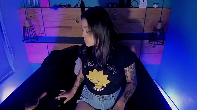 ChloeAllennn online show from February 27, 2026, 1:11 pm