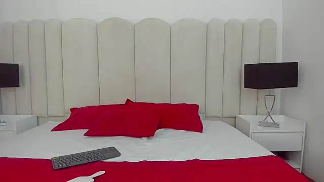 Antonella Smiith  online show from March 31, 2026, 3:56 pm