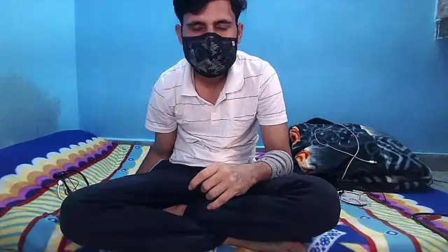 rahulkajuuu0909 online show from December 5, 2025, 5:42 pm