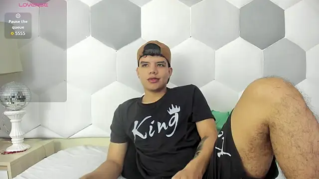 Snapshot of Axel_Forte chatting on October 8, 2025, 12:58 pm Axel Forte online show from October 8, 2025, 12:58 pm