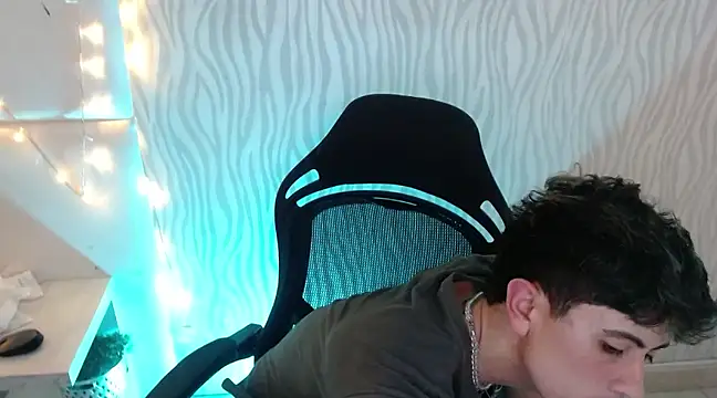 star boyxx online show from February 27, 2025, 7:37 pm