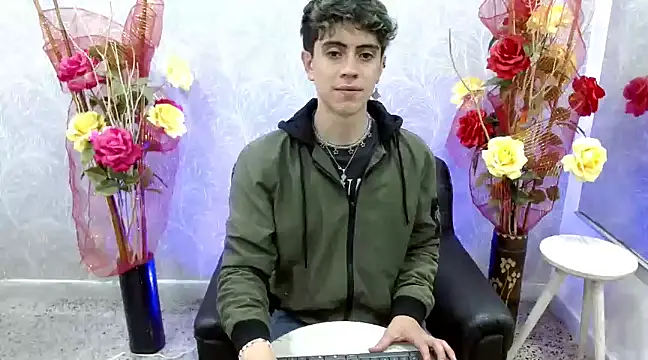 star boyxx online show from March 4, 2025, 7:43 pm