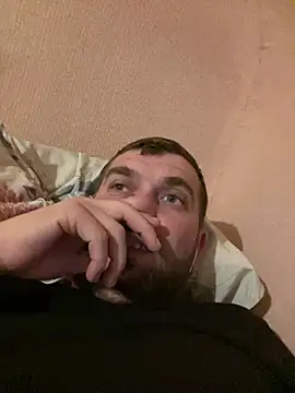 Snapshot of daniel21p chatting on February 28, 2025, 7:14 pm daniel21p online show from February 28, 2025, 7:14 pm