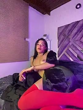 Snapshot of MichelleDiaz_Pink chatting on September 15, 2025, 7:08 am MichelleDiaz Pink online show from September 15, 2025, 7:08 am