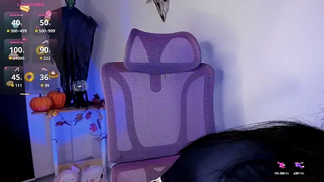 Snapshot of MiaWilsson_ chatting on October 10, 2025, 4:00 am MiaWilsson  online show from October 10, 2025, 4:00 am