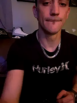 Snapshot of Polaroid_White chatting on October 17, 2025, 8:50 am Polaroid White online show from October 17, 2025, 8:50 am