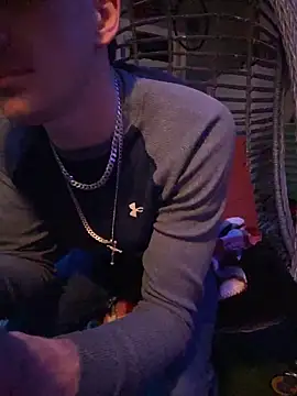 Polaroid White online show from February 3, 2026, 10:53 am