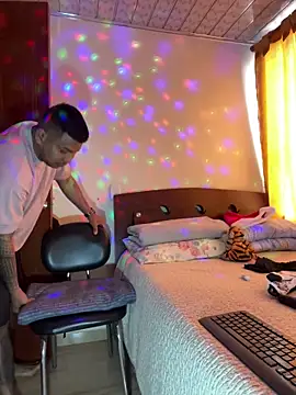 Saipuer31 online show from December 21, 2025, 4:03 pm