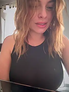 Snapshot of gynna_kimera chatting on October 16, 2025, 4:41 pm gynna kimera online show from October 16, 2025, 4:41 pm