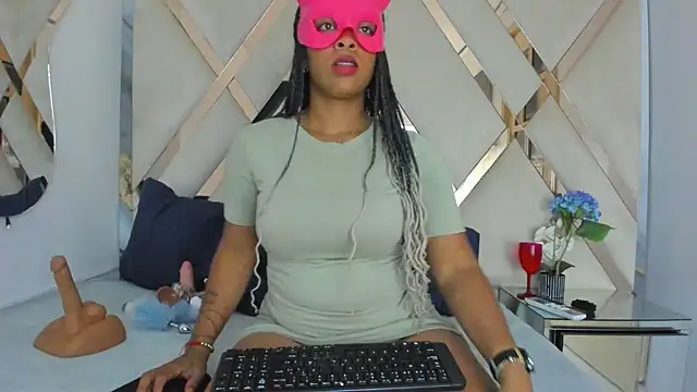 Snapshot of cataleyaxht chatting on October 18, 2025, 12:17 pm cataleyaxht online show from October 18, 2025, 12:17 pm