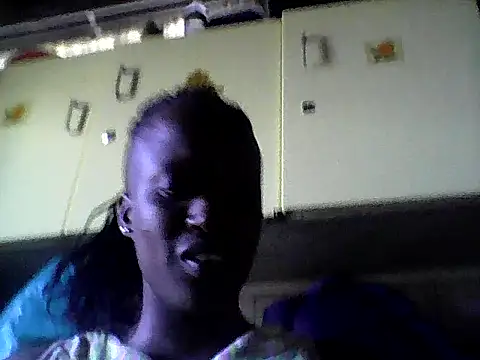 LoveDropss online show from November 30, 2025, 2:10 pm