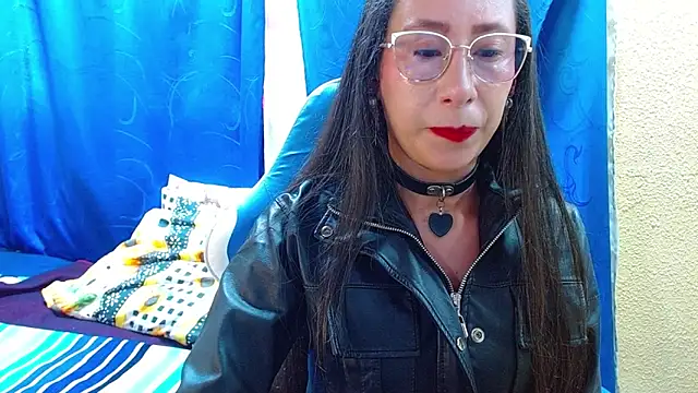 Snapshot of Gia_leinn chatting on May 8, 2026, 8:47 pm Gia leinn online show from May 8, 2026, 8:47 pm