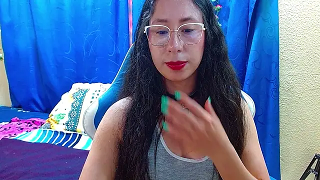 Snapshot of Gia_leinn chatting on May 16, 2026, 7:34 pm Gia leinn online show from May 16, 2026, 7:34 pm