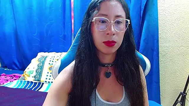 Snapshot of Gia_leinn chatting on May 16, 2026, 7:56 pm Gia leinn online show from May 16, 2026, 7:56 pm