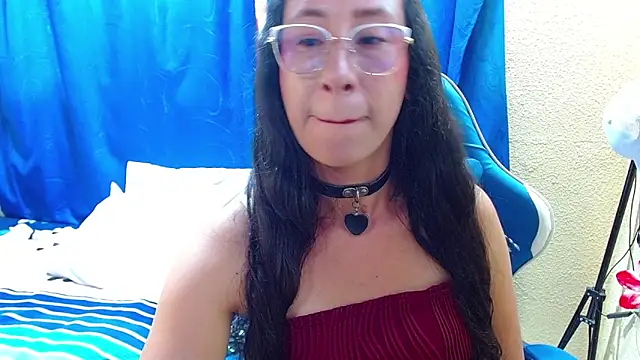 Snapshot of Gia_leinn chatting on May 25, 2026, 8:04 pm Gia leinn online show from May 25, 2026, 8:04 pm