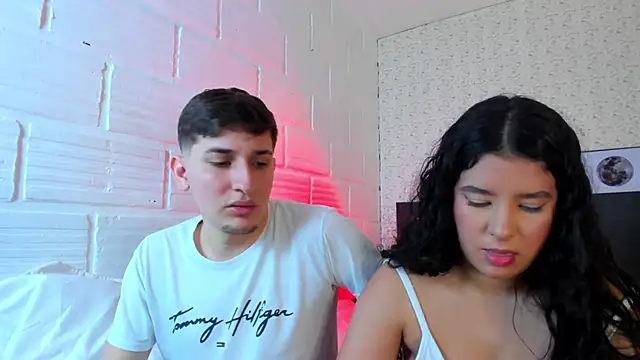 BonnieeAndClyde online show from September 15, 2025, 4:29 pm