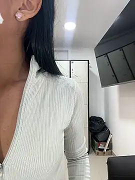 ChloeMoon9 online show from June 20, 2026, 11:57 am