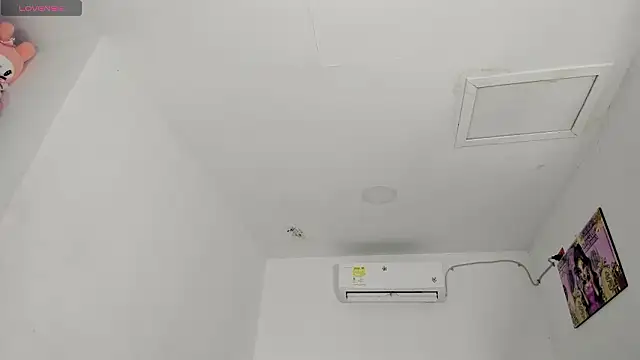 Snapshot of flor_herrera01 chatting on February 13, 2026, 6:31 am flor herrera01 online show from February 13, 2026, 6:31 am