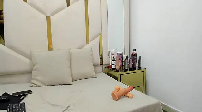 Snapshot of Kendall_6669 chatting on February 28, 2025, 6:41 pm Kendall 6669 online show from February 28, 2025, 6:41 pm