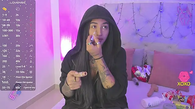 Snapshot of goth_tasha chatting on October 22, 2025, 7:35 pm goth tasha online show from October 22, 2025, 7:35 pm