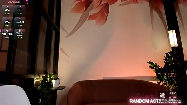 luna joy  online show from April 5, 2026, 1:52 pm