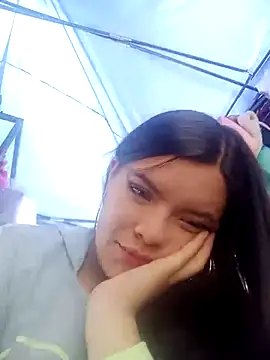 krolay16 online show from October 15, 2025, 4:18 pm