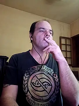 Snapshot of Jovissoares7ye chatting on May 7, 2026, 7:47 am Jovissoares7ye online show from May 7, 2026, 7:47 am