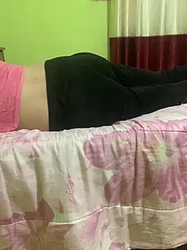 Femboylili online show from September 19, 2025, 3:24 pm