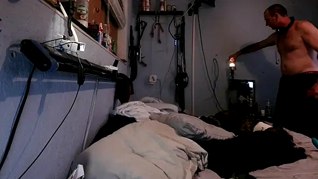 Snapshot of PornStro921 chatting on October 29, 2025, 8:05 am PornStro921 online show from October 29, 2025, 8:05 am