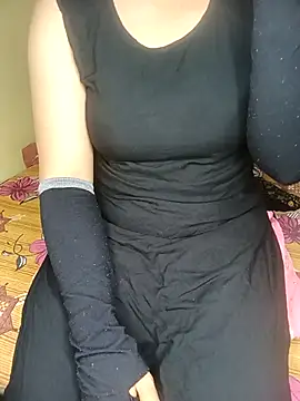 Snapshot of geetha_telugu_kan277 chatting on October 6, 2025, 5:21 pm geetha telugu kan277 online show from October 6, 2025, 5:21 pm