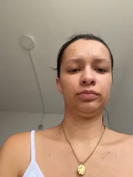 Snapshot of Soy_Sara7 chatting on October 28, 2025, 3:25 pm Soy Sara7 online show from October 28, 2025, 3:25 pm