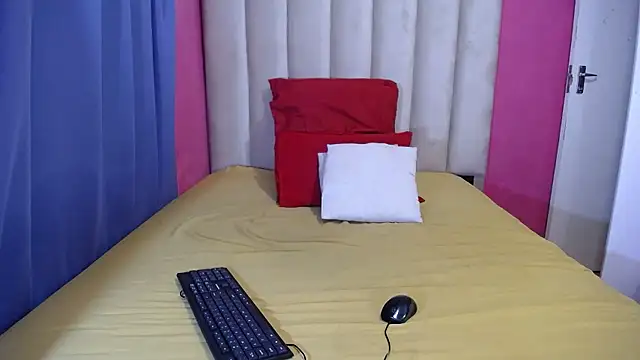 SEXYASSTINAXXX online show from January 18, 2026, 7:50 pm