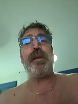 moreno51 online show from March 17, 2026, 11:08 pm