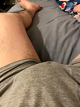 zou 9997 online show from December 16, 2025, 3:22 am