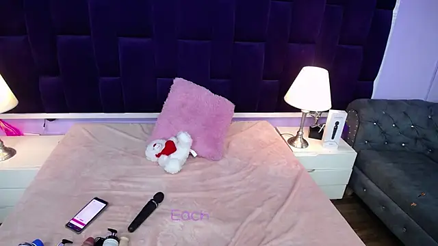 Snapshot of LeaMoreau_ chatting on March 1, 2025, 6:13 am LeaMoreau online show from March 1, 2025, 6:13 am