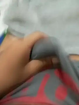 Snapshot of maynor1233 chatting on October 21, 2025, 9:48 pm maynor1233 online show from October 21, 2025, 9:48 pm