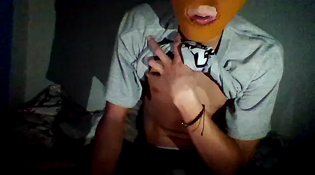 Snapshot of DaGP222 chatting on February 24, 2025, 5:54 am DaGP222 online show from February 24, 2025, 5:54 am