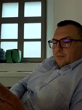 Mike8523 online show from October 15, 2025, 4:45 am