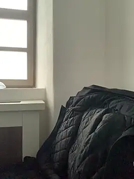 Mike8523 online show from December 21, 2025, 7:04 am