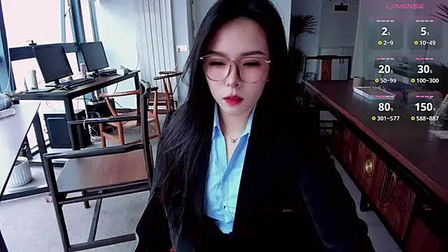 xixiya888 online show from November 10, 2025, 12:09 am