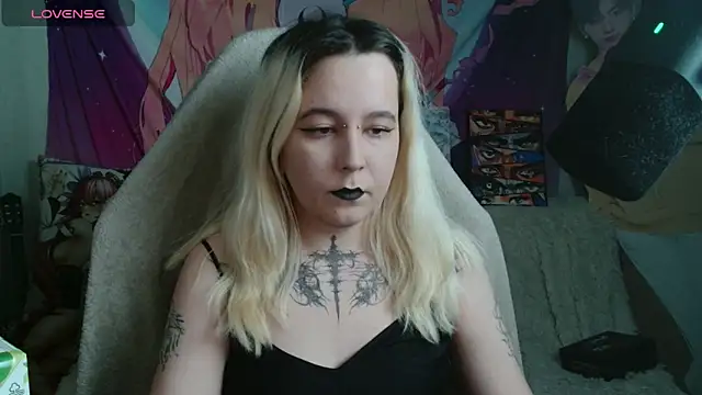 Minniequeen online show from September 11, 2025, 8:14 am