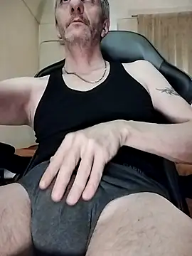 maxdaddy690 online show from March 15, 2025, 12:04 am