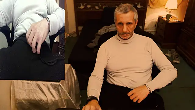 maxdaddy690 online show from October 14, 2025, 9:48 pm