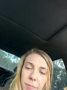 Snapshot of qtkayyzzxoxo chatting on October 21, 2025, 10:10 pm qtkayyzzxoxo online show from October 21, 2025, 10:10 pm