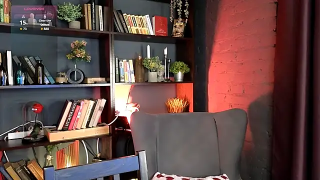 Snapshot of Cherry_Bite chatting on October 18, 2025, 10:54 pm Cherry Bite online show from October 18, 2025, 10:54 pm