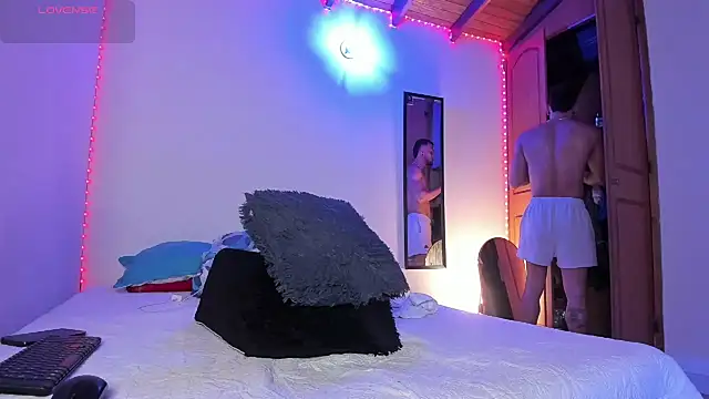 Snapshot of morenosiam chatting on October 24, 2025, 1:13 am morenosiam online show from October 24, 2025, 1:13 am