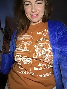 NaughtyLittleVeteran online show from December 17, 2025, 7:47 am