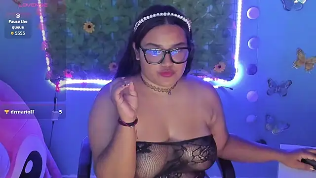 Ainoaapalma online show from February 10, 2026, 5:33 am